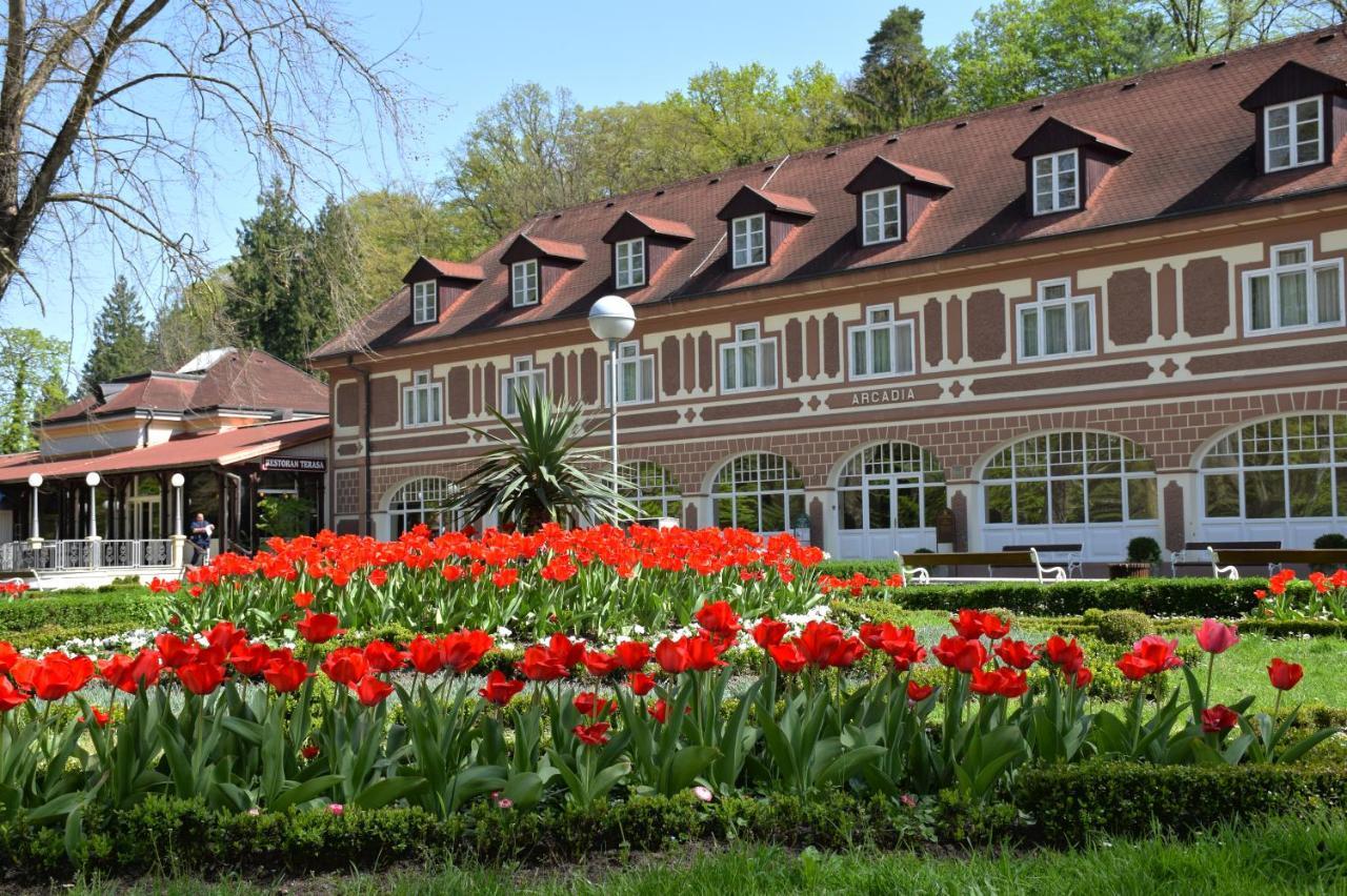 Daruvarske Toplice Depandansa Arcadia Hotel Exterior foto